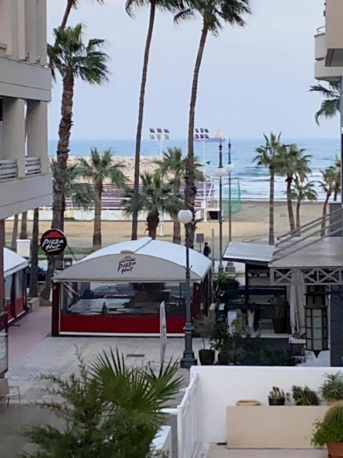 Larnaca Beach Apartment 外观 照片
